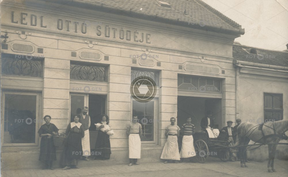 Ledel Ottó - pekárna, Maďarsko