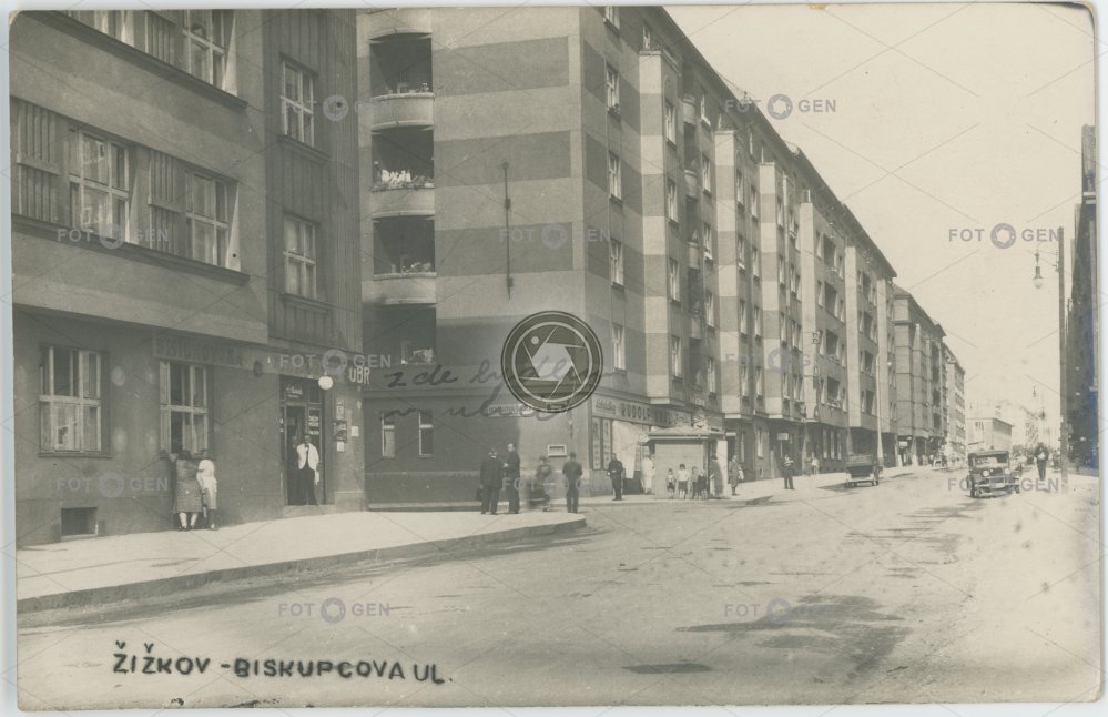 Biskupcova ulice kolem roku 1938