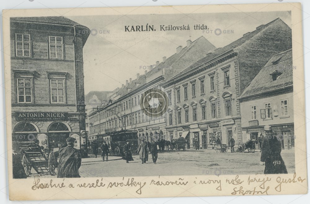 Královská třída roku 1906. Dnes ulice Sokolovská.