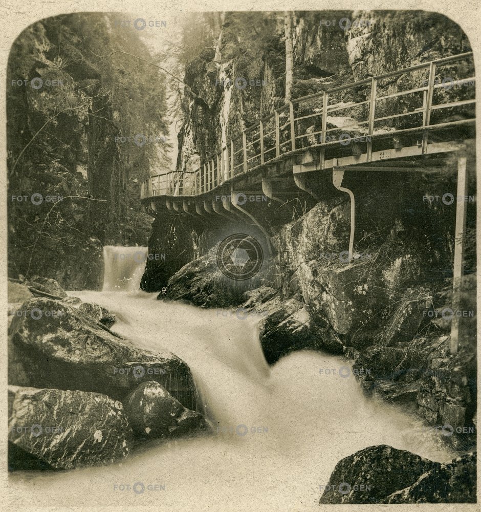 Krkonoše, vodopád Kamieńczyka, polovina stereofotografie