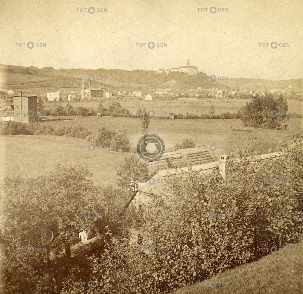 Náchod, od jihu, celkový pohled, polovina stereofotografie, kol 1893