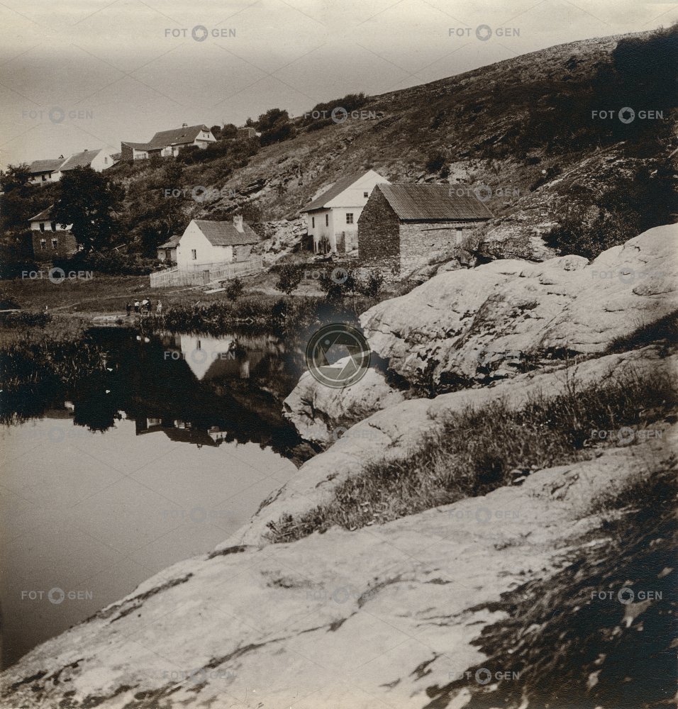 Bechyně, domky u řeky, polovina stereofotografie