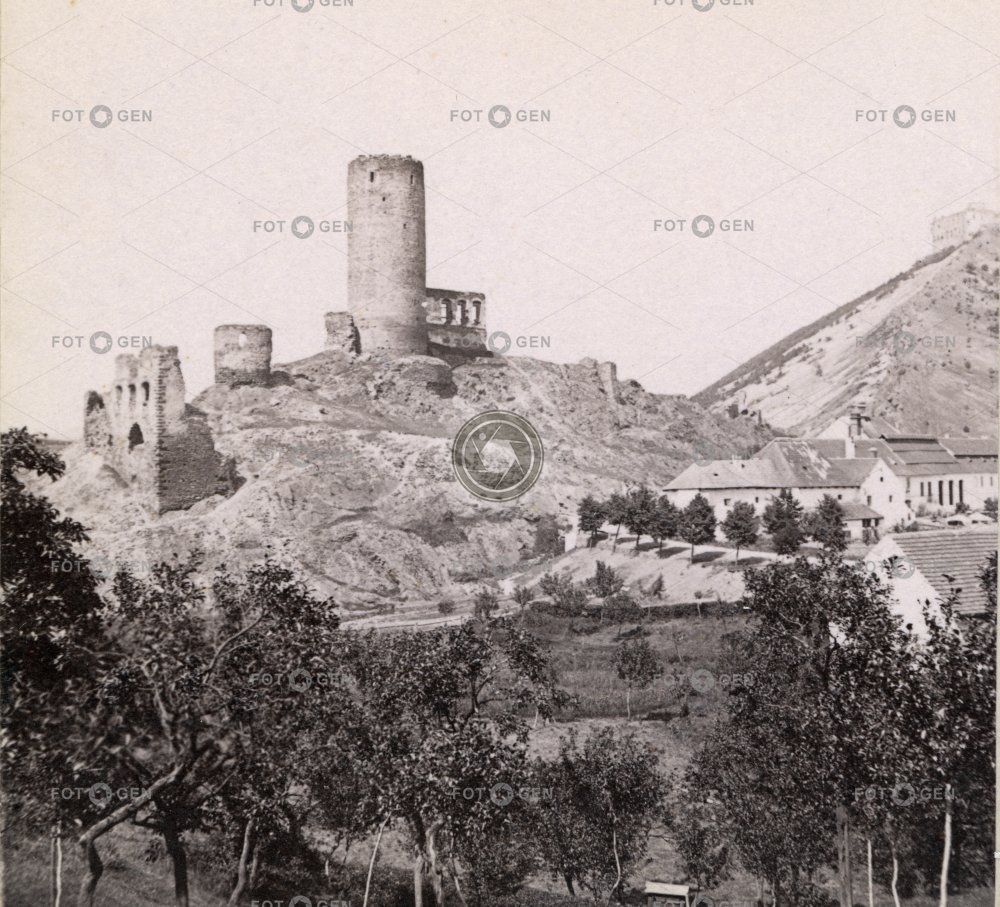 Zřícenina hradu Žebrák, polovina stereofotografie