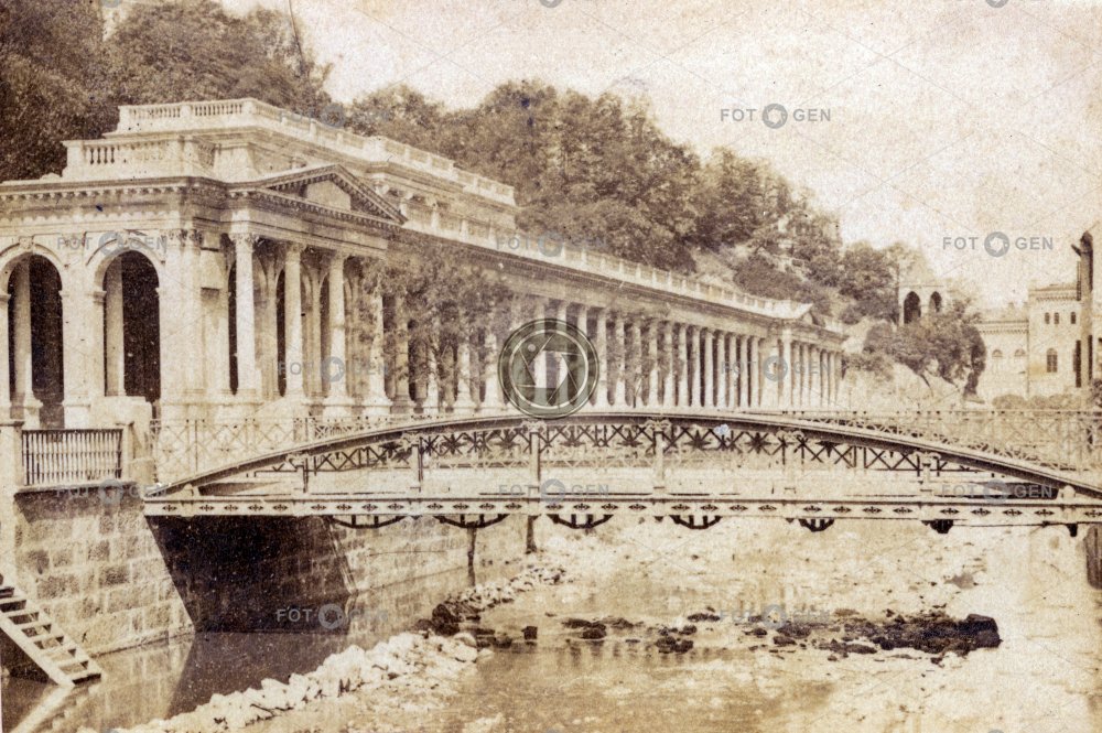 Karlovy Vary, Mlýnská kolonáda (postavena v letech 1871-1881)