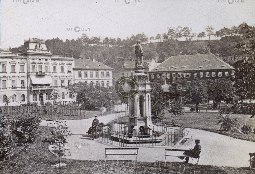 Teplice - Šanov,  Lázeňský park s Jubilejní kašnou, domy Císařské lázně a Sadové lázně,  