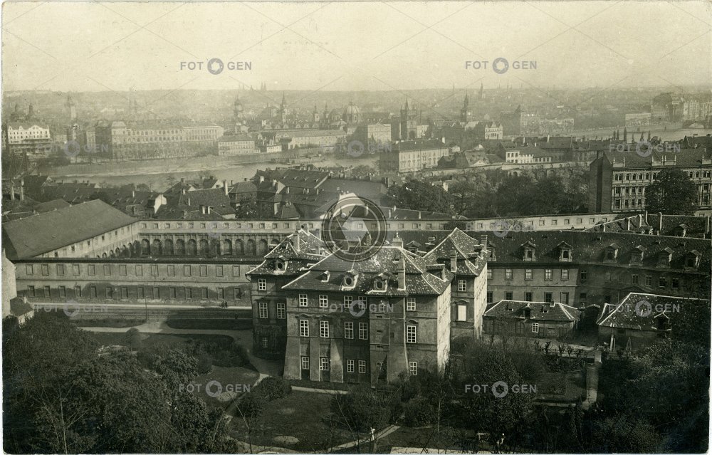 Fürstenberský palác, kolem 1908, fotopohlednice
