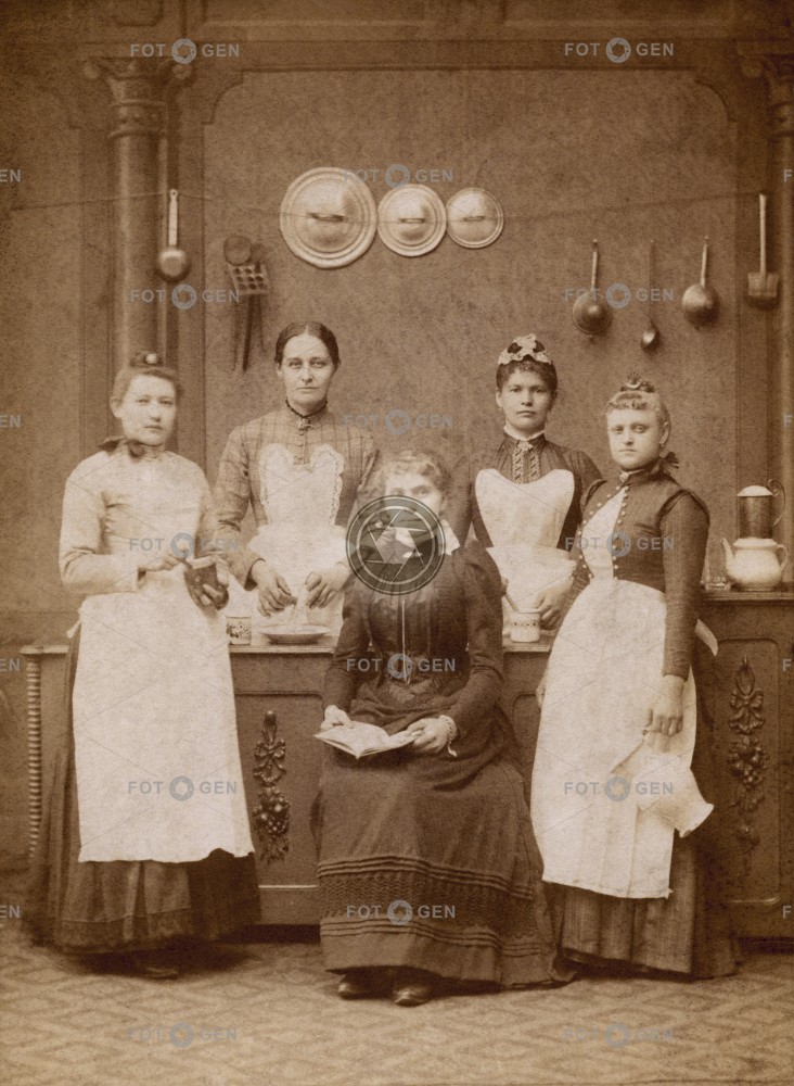 Personál kuchyně, kolem 1880, kabinetka