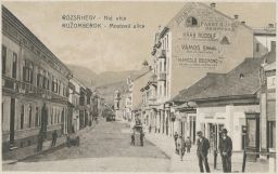 Ružomberok Rózsahegy Mostová ulica reklamy na domě nakl. Valuch