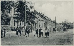Velké Kapušany Nagy Kapos dětičky lékáreň 30. léta