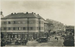 Užhorod Korjatovičovo náměstí obchody 30. léta