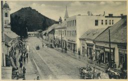 Chust hlavní ulice hrad Baťa
