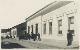 Púchov ulice lidé Alexander Bezár foto Tatra Trenčín 1930