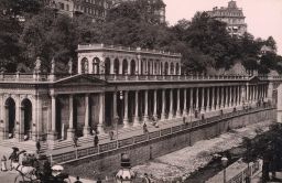 Karlovy Vary, Mlýnská kolonáda, 1893, kabinetka