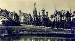Karlovy Vary, kostel sv. Petra a Pavla, asi 1907, pohlednice