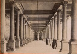 Karlovy Vary. Interiér Mlýnské kolonády, kabinetka