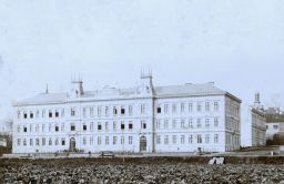 Jičín, škola Obecná a měšťanská škola, čp. 109, kabinetka Postavema 1895-96