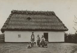 Národopsná výstava českoslovanská, název: Kopaničářská chata, 1895, kabinetka
