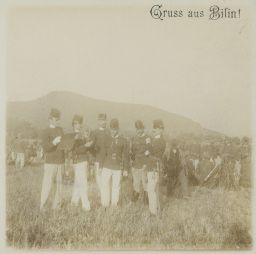 Bílina vojenský pozdrav 1900