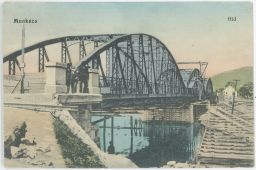 Mukačevo Munkács most lidé na mostě i pod mostem Feldpost 1915
