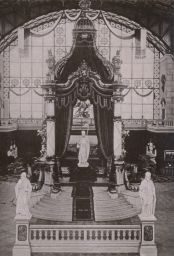 II. mezinárodní výstava lékárnická v Praze 1896, Výstavní palác - hlavní síň, kabinetka, světlotisk