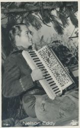 Nelson Eddy akordeon americký herec a barytonový zpěvák 1901-1967