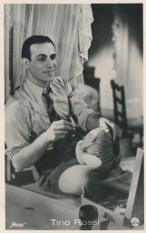Tino Rossi francouzský zpěvák herec 1907-1983