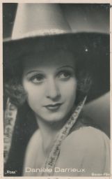 Danielle Darrieux francouzská herečka zpěvačka 1917-2017