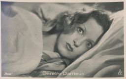 Danielle Darrieux francouzská herečka zpěvačka 1917-2017