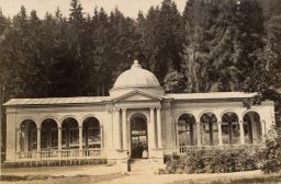 Mariánské Lázně, pavilon Lesního pramene, (po přestavbě 1869), vizitka