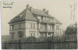 Praha Hodkovičky vpravo rozestavěný dům 1932