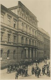Praha Česká reálka procesí studentů FotoFon
