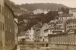 Karlovy Vary, empirová Vřídelní kolonáda, vizitka