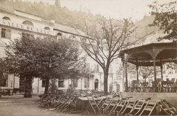 Karlovy Vary, Salle de Saxe, vizitka
