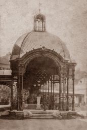 Karlovy Vary, Blanenský pavilon (otevření hudebního sálu a restaurace proběhlo 5. 6. 1881 )