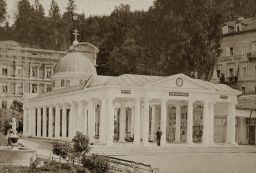 Mariánské Lázně, kolonáda Křížového pramene, vizitka