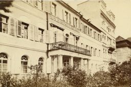 Karlovy Vary, Hotel U dvou německých monarchů, vizitka