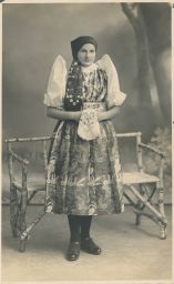 etnografie kroje REALFOTO neidentifikováno