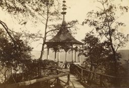Karlovy Vary, Mayerův gloriet u Jeleního skoku, vizitka