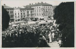 Olomouc Dolní náměstí Hauenschildův palác Hotel Pietsch Tatra1910