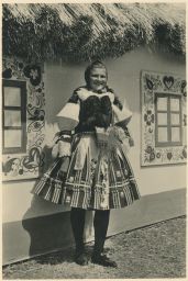 etnografie kroje děvče Vlčnov Uherské Hradiště Fototypia
