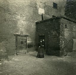 Brno, Špilberk, vstup do kasemat, polovina stereofotografie