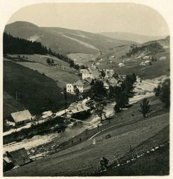 Krkonoše, Velká Úpa, celkový pohled, polovina stereofotografie