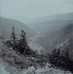 Krkonoše, pohled ze Sněžky, polovina stereofotografie