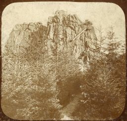 Krkonoše, Falkenberg ve Slezsku, polovina stereofotografie Vydavatel: Allgemeiner Deutscher Kunst Verain (ADKV)