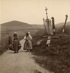 Šumava, Cestou z trhu u umrlčích orken u Prapořiště, polovina stereofotografie (datováno 3. 5. 1894)