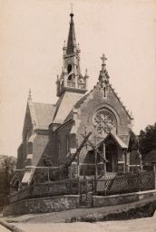 Karlovy Vary, anglikánský kostel sv. Lukáše, vizitka Dostavěn 1877.