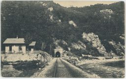 Tunel Strečno