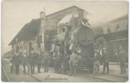 Železnice nádraží Pardubice parní lokomotiva č. 264.0 1914