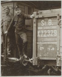 Železnice zaměstnanci Císařsko-královské státní dráhy 1908