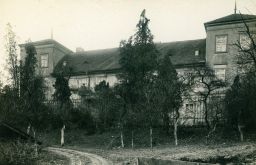 Praha Smíchov, zámeček Nikolajka, zahrada,